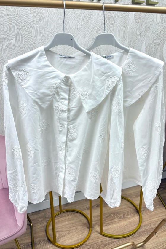 Camisa cuello bobo bordado