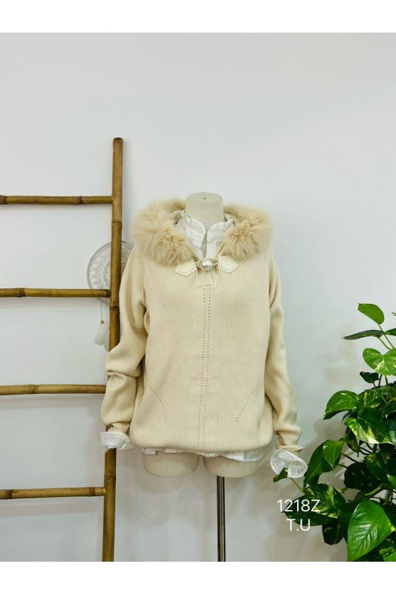 Jersey lana con capucha detalle