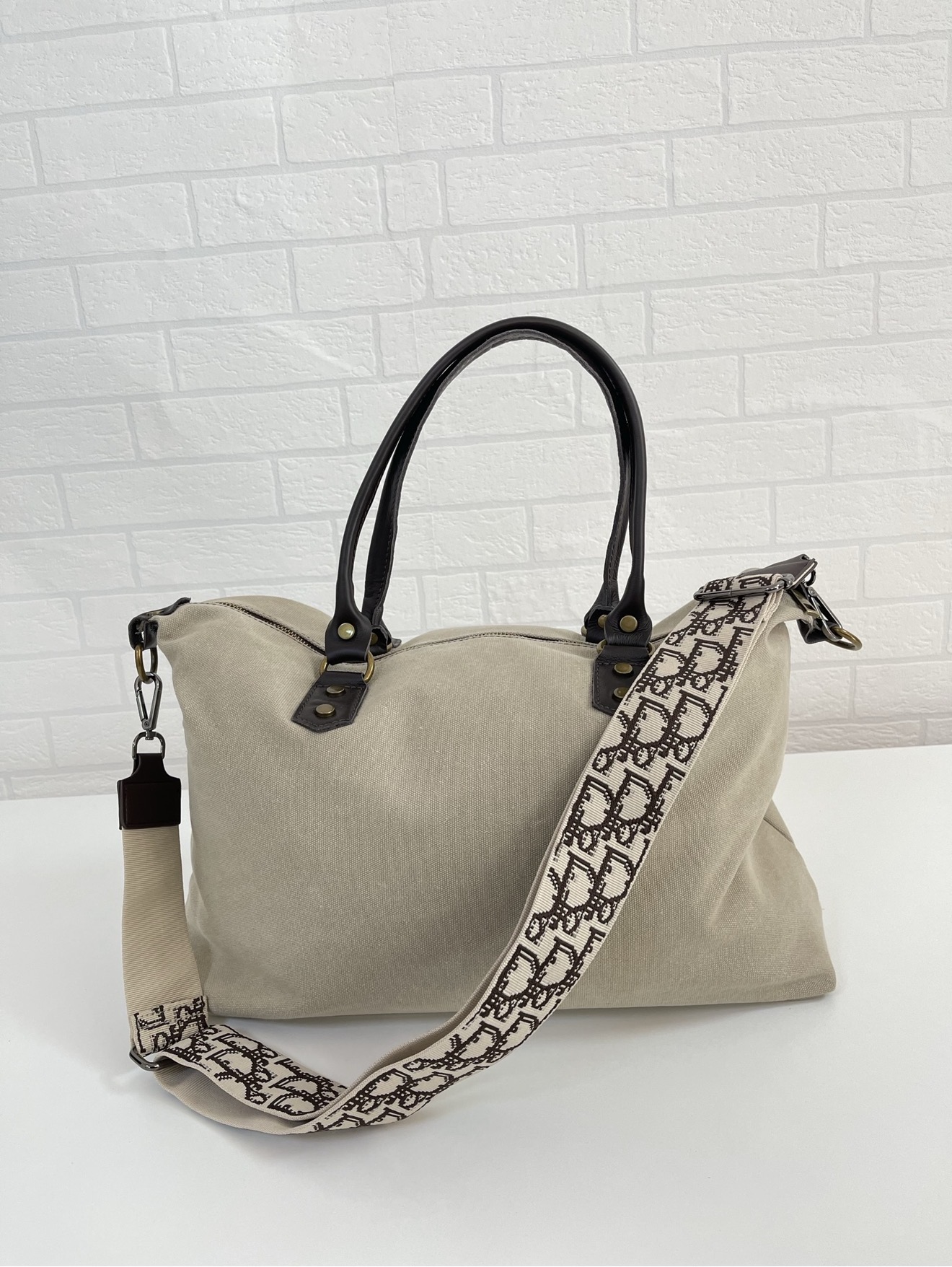 Alternative view of Bolso viaje personalizable beige