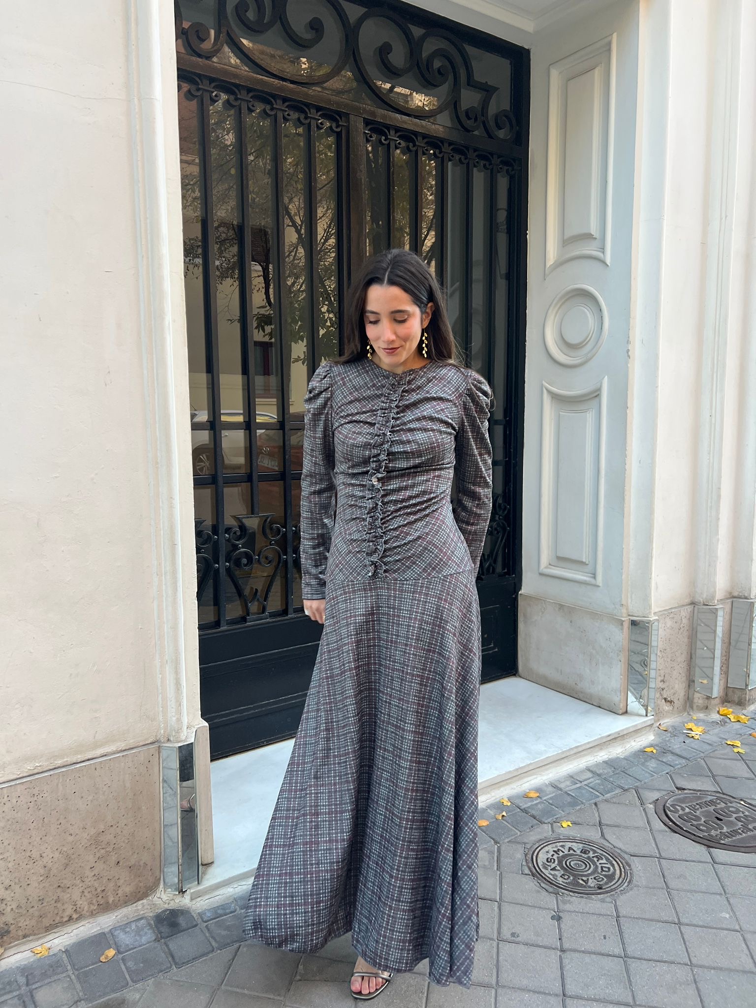 Vestido Mónaco vuelo gris claro