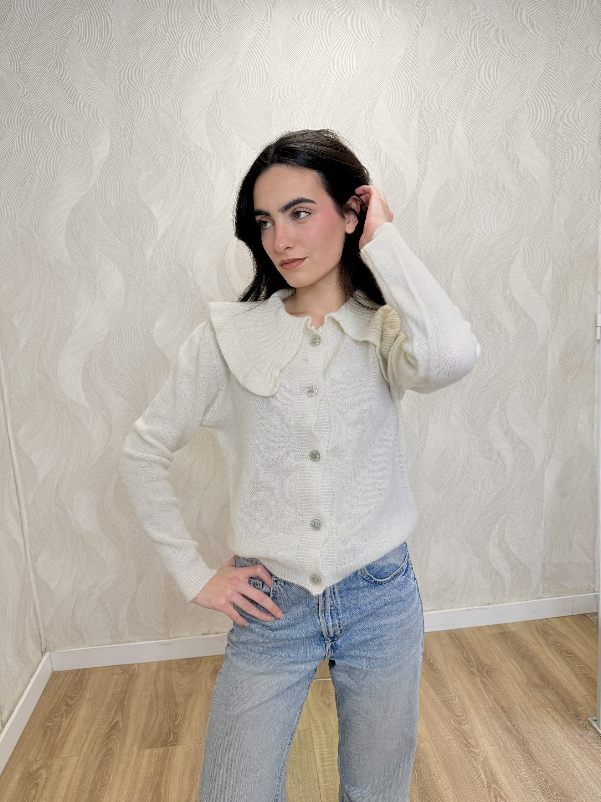 Jersey botones cuello bebé beige