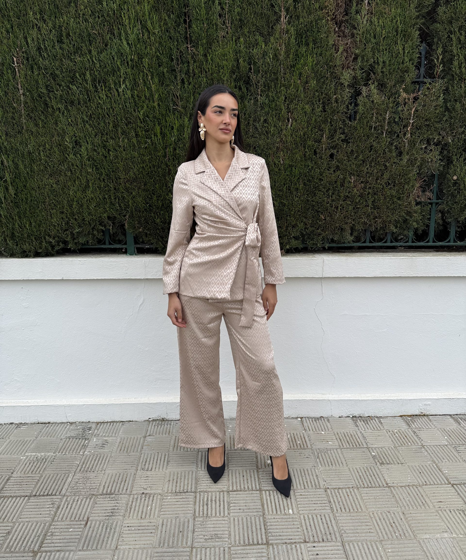 Traje blazer lazada satén beige