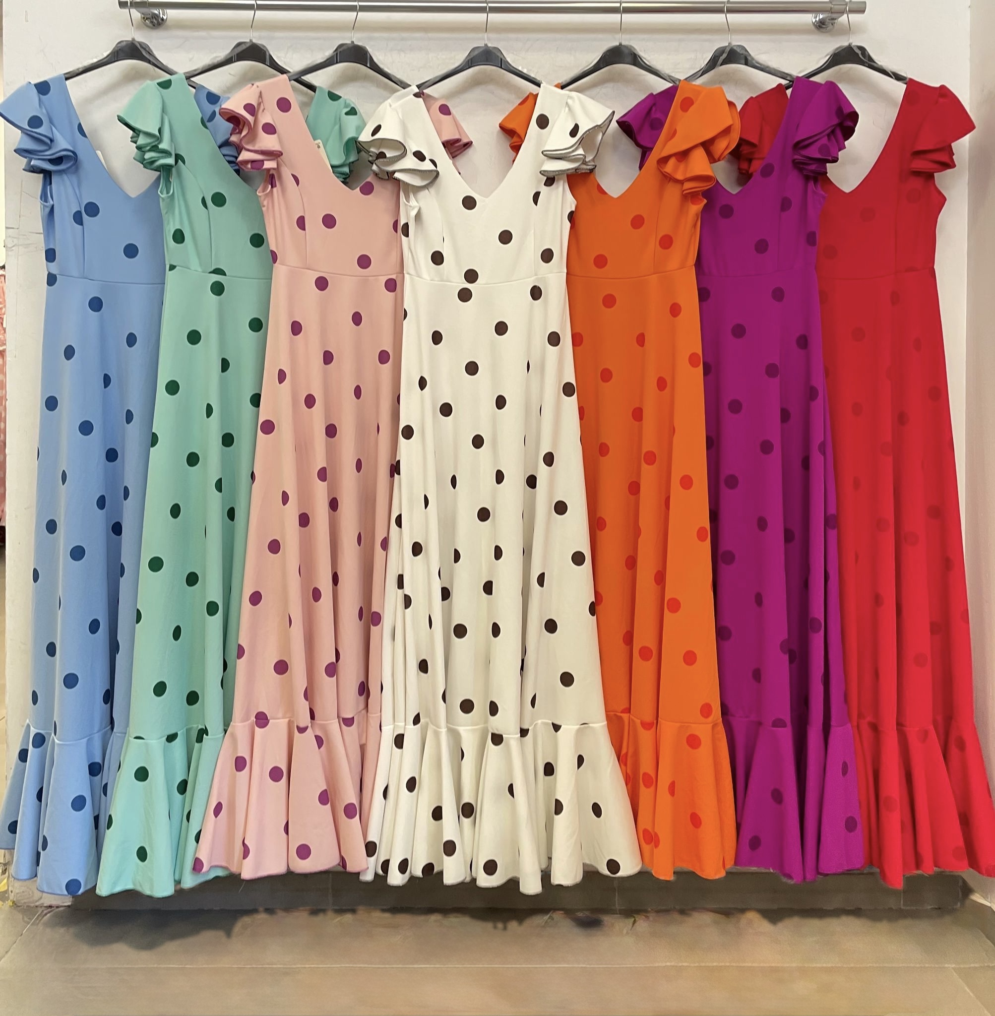 Vestido bata flamenca vuelo lunares - Imagen 6