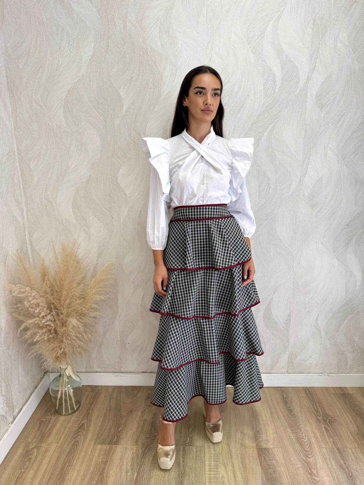 Falda midi volantes vichy