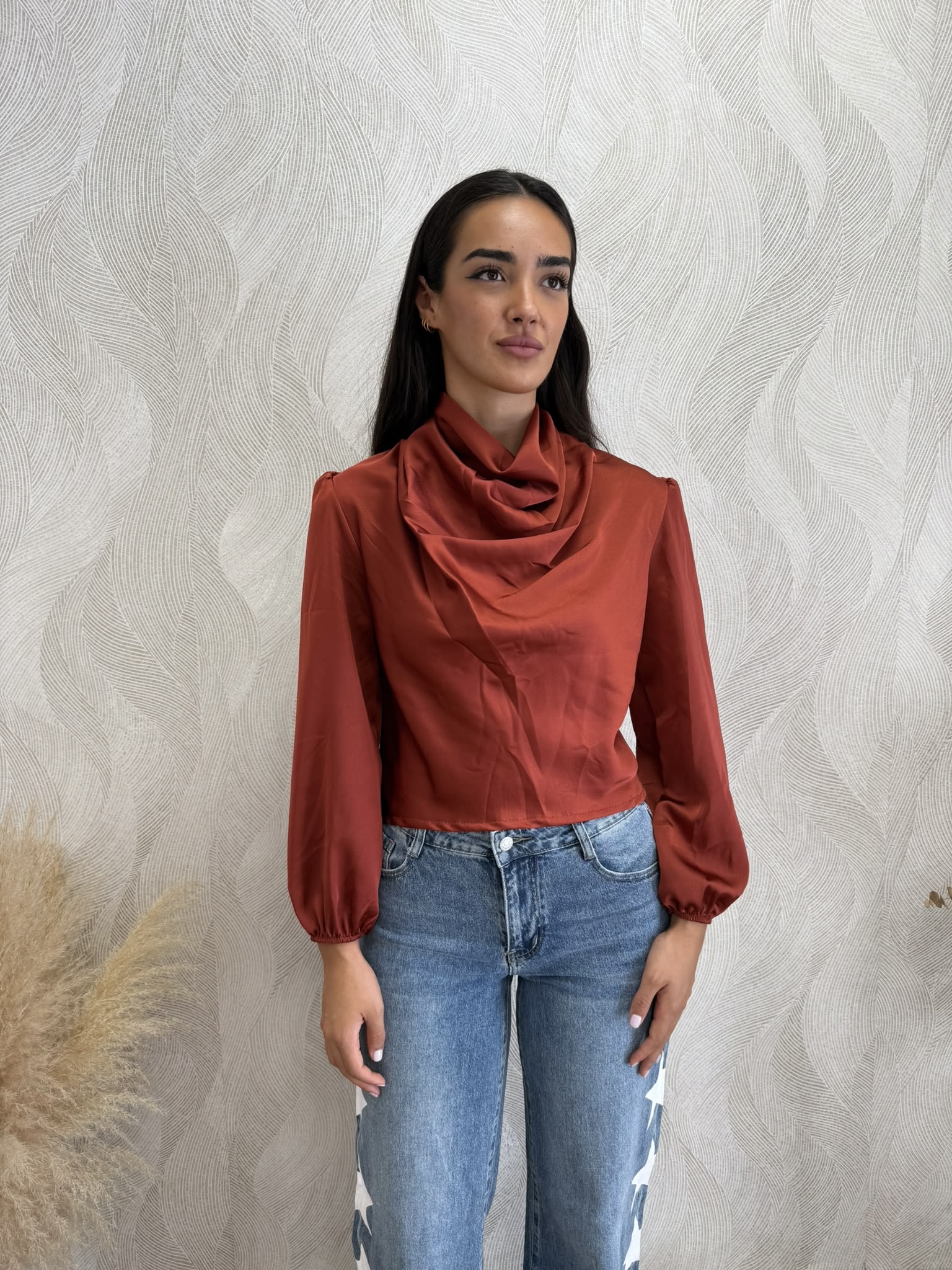 Camisa satén cuello drapeado teja