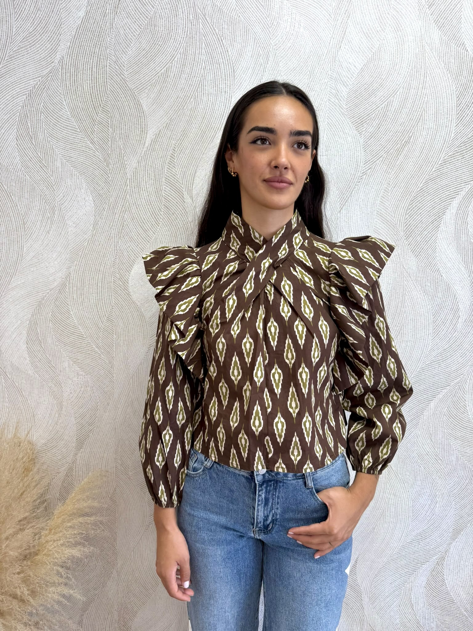 Alternative view of Camisa volantes estampada marrón
