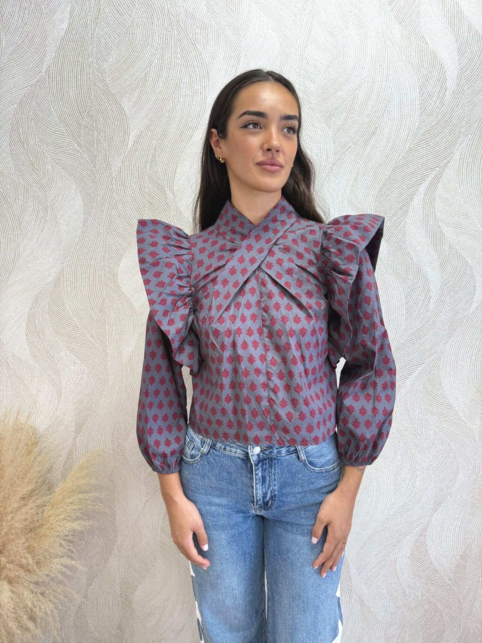 Alternative view of Camisa volantes estampada