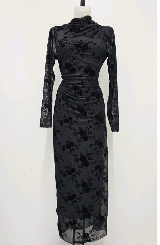 Alternative view of Vestido midi encaje manga larga