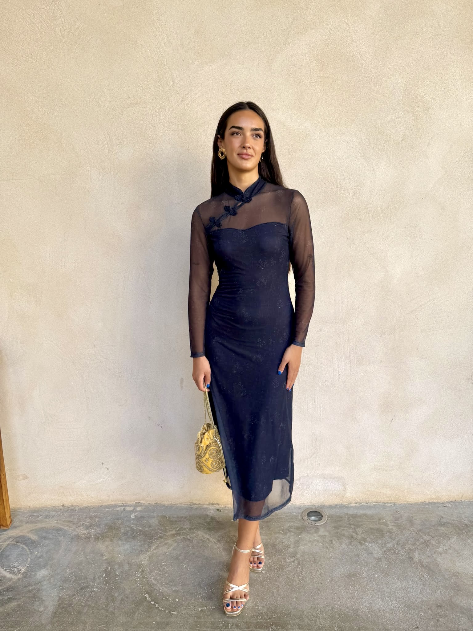 Alternative view of Vestido Singapur