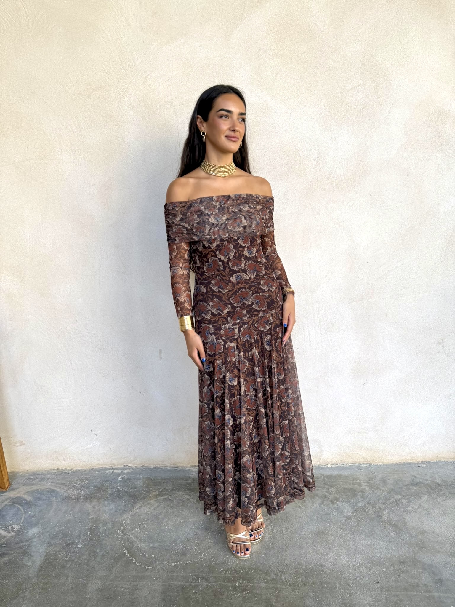Vestido bardot gasa estampado marrón
