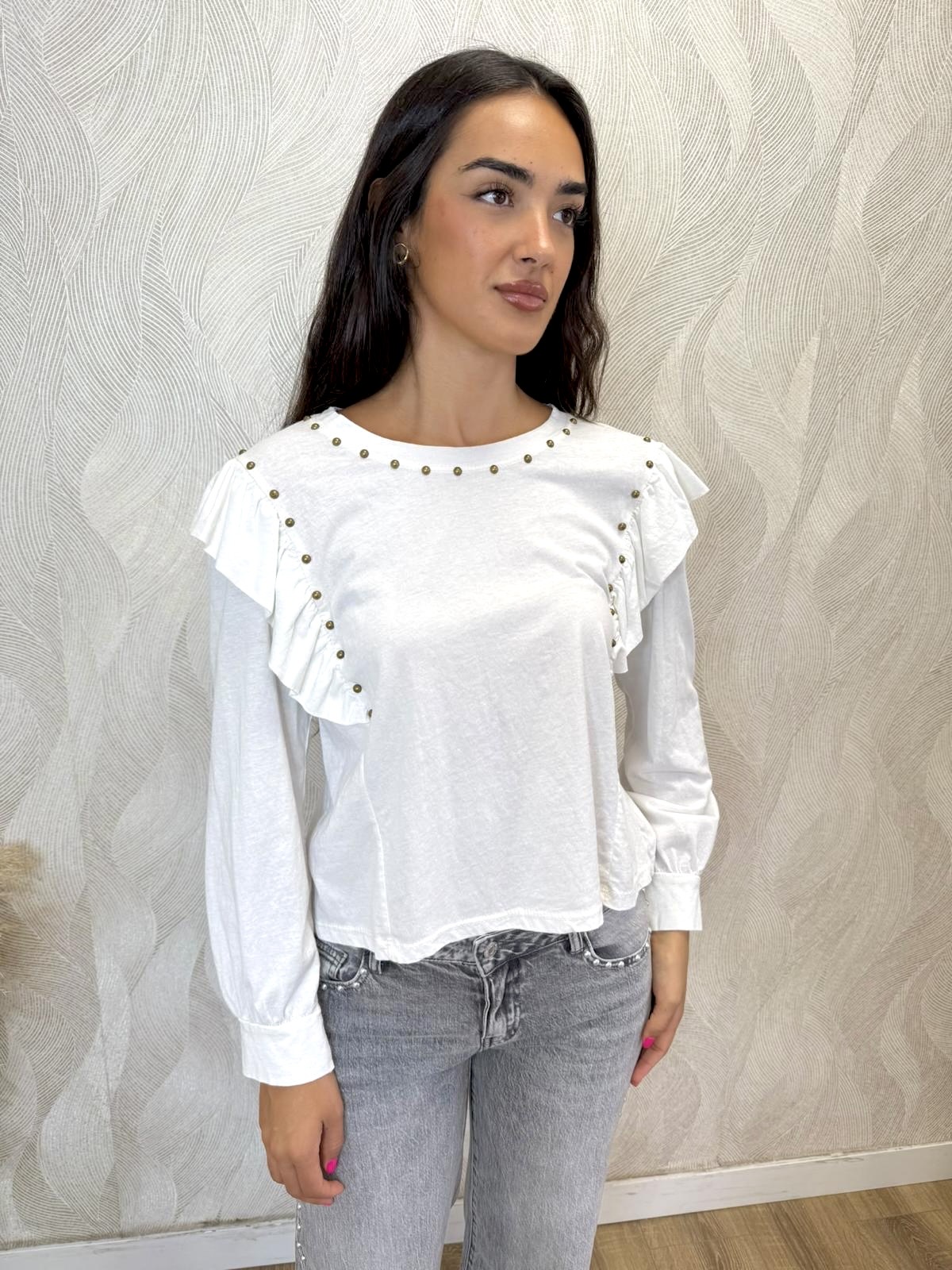 Camiseta tachuelas volantes blanco - Imagen 3