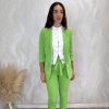 Conjunto traje chaqueta verde - Imagen 2
