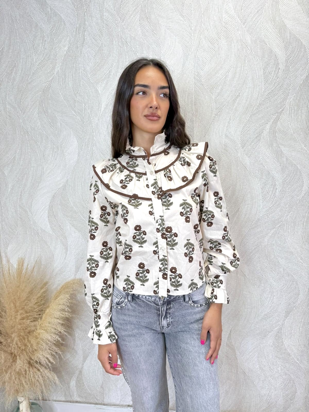 Alternative view of Camisa Genoveva beige