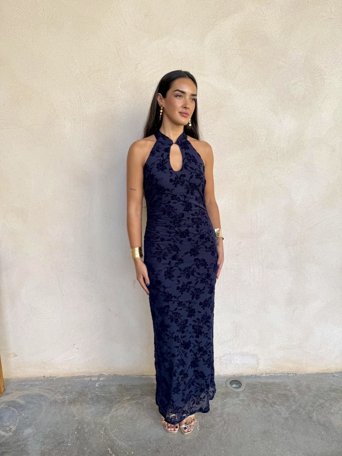 Alternative view of Vestido midi halter encaje azul marino