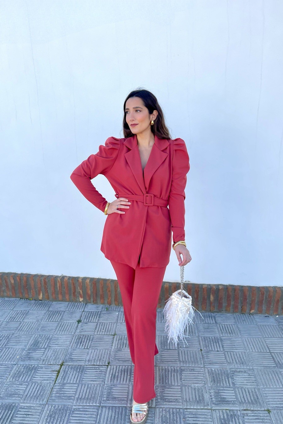 Conjunto traje cinturón liso teja