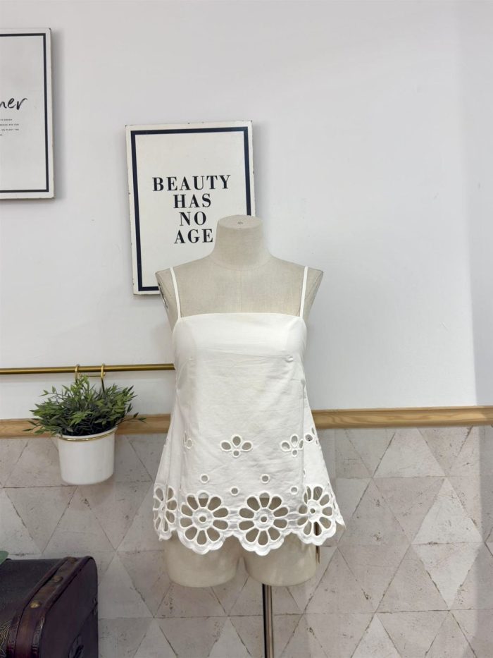 Camisa tirantes algodón perforada