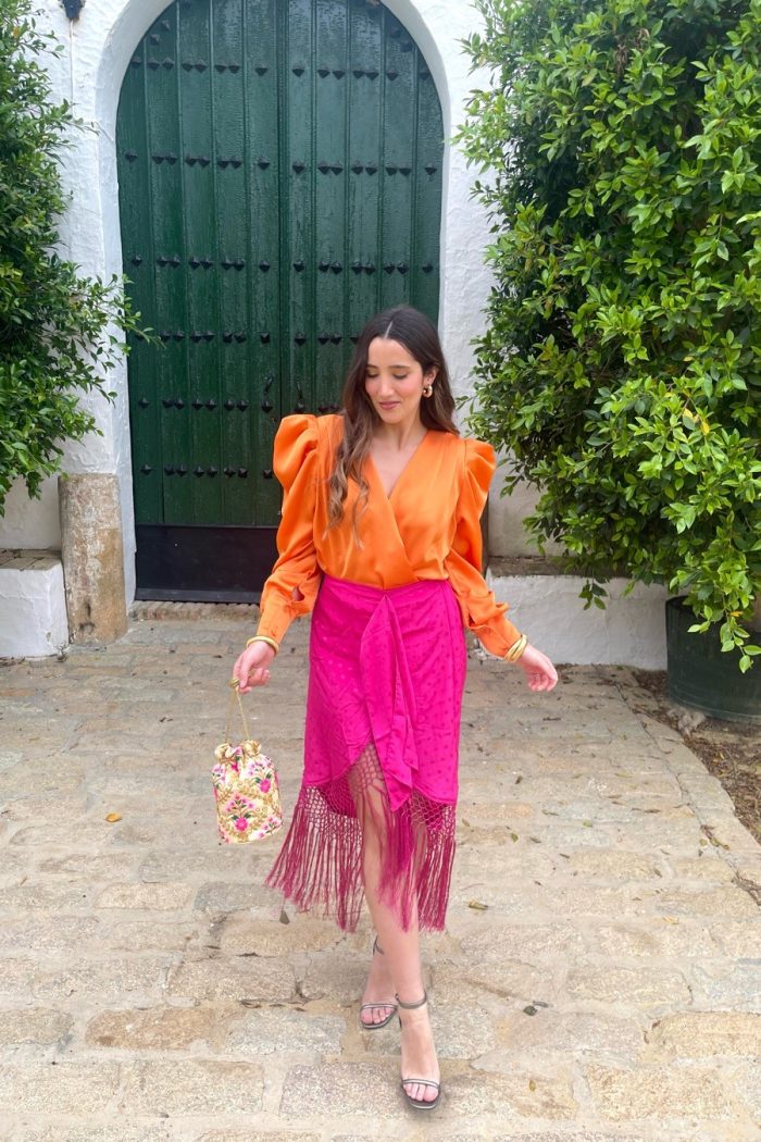 Falda midi flecos plumeti rosa